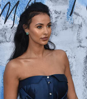 Maya Jama hat regelmäßige digitale Entgiftungen