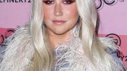 Kesha verschiebt ihre Beauty-Kollektion